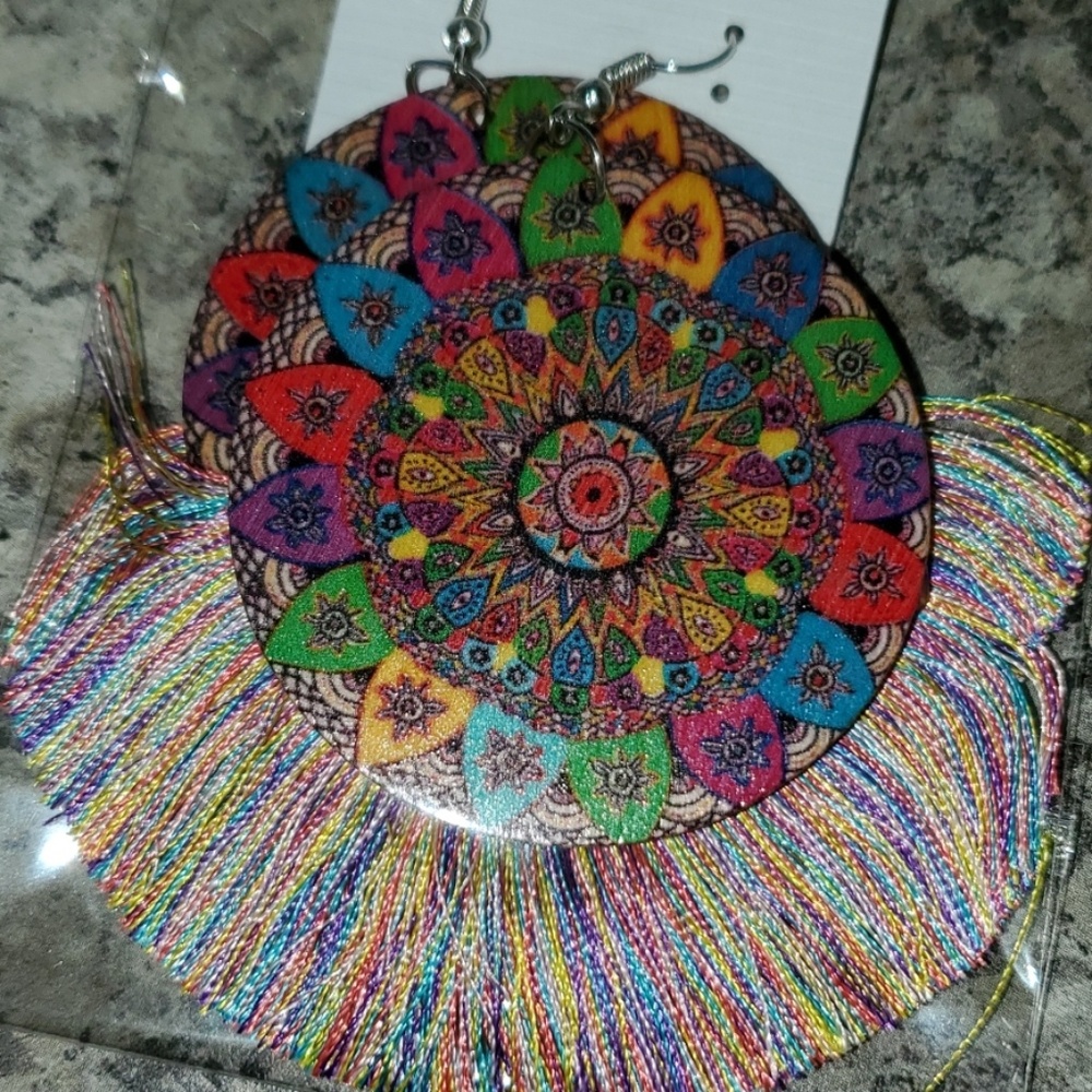 💥2xHP💥Wood Tassel Earrings - Picture 7 of 7